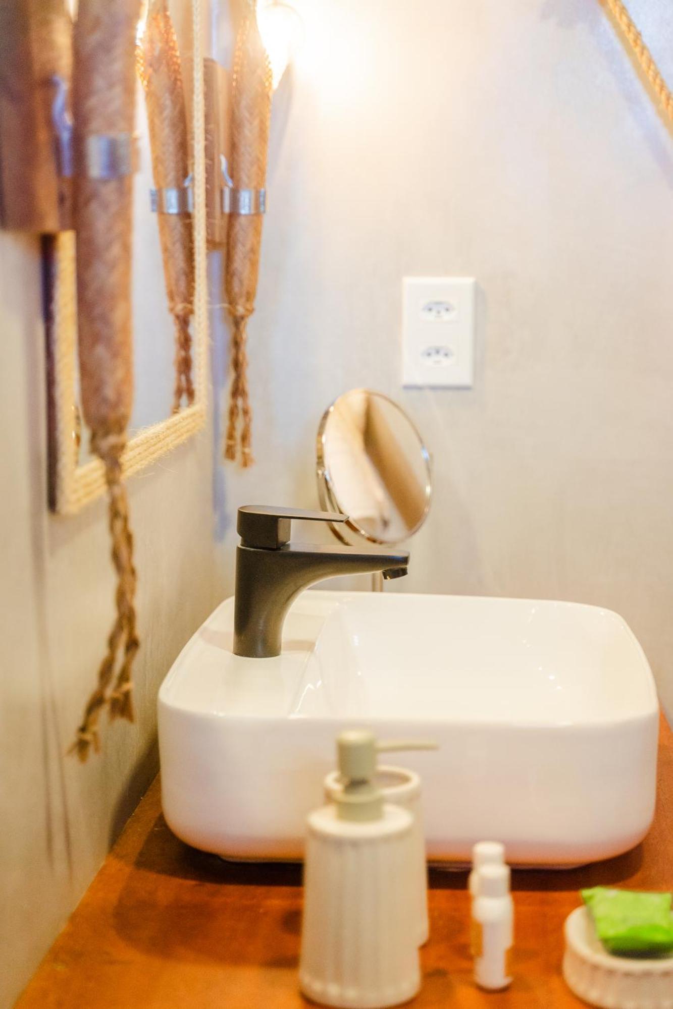 Vila Aty Lodge Atins Eksteriør billede